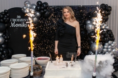 23
